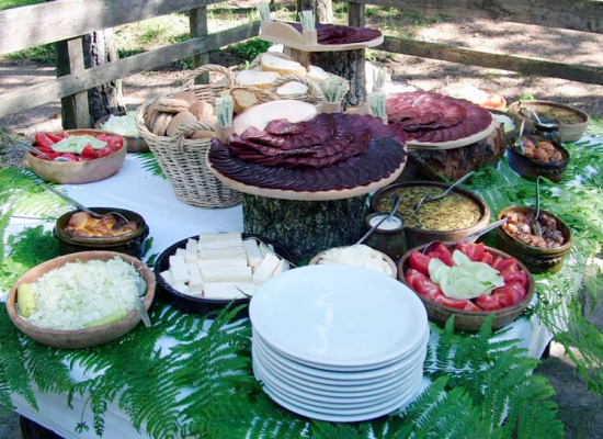 Традиција Србије